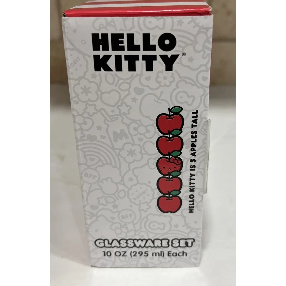 New‎ Box Sanrio HELLO KITTY Christmas Glassware Set of 4 10oz Drinking Glasses